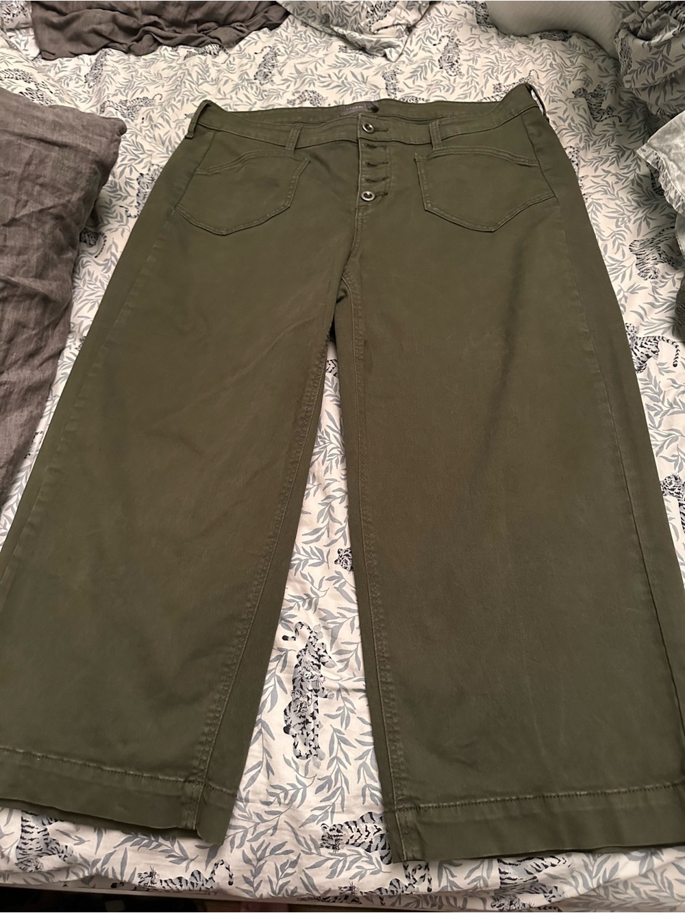 Torrid Olive Wide-Leg Women's Jeans